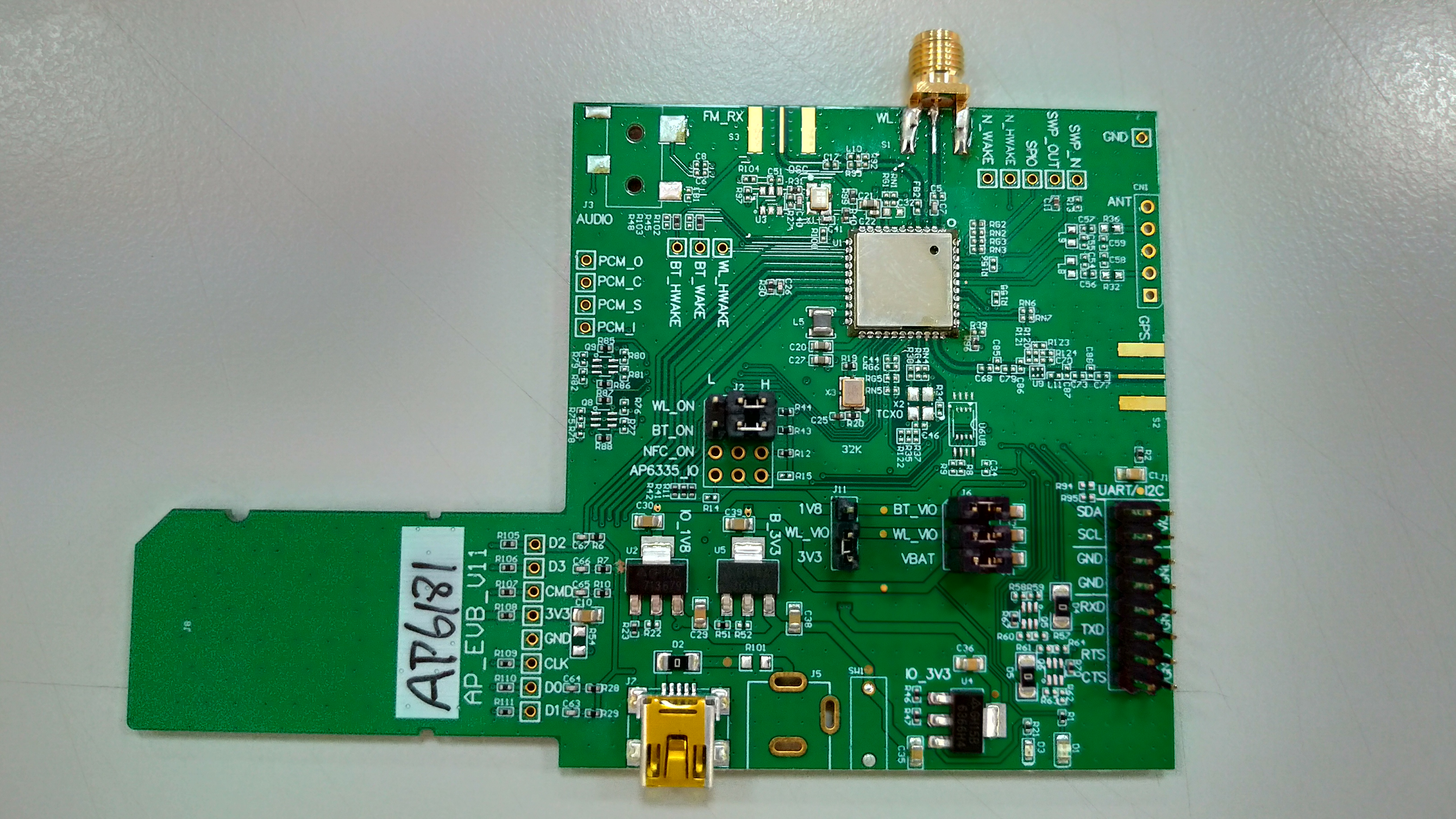 SparkLAN AP6181-EVB Evaluation Kit (Dev Board, Antenna, and Cable) | Broadcom BCM43362